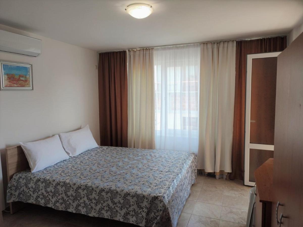 Veda Guest House ポモリエ エクステリア 写真