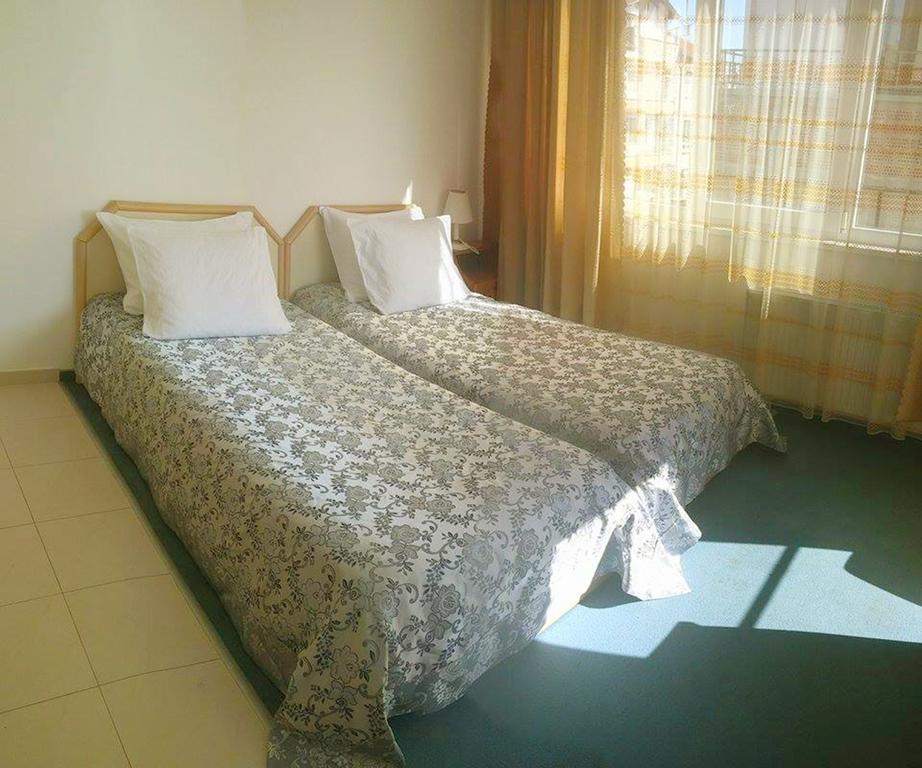 Veda Guest House ポモリエ エクステリア 写真